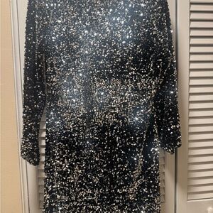Versona Black and Silver Sequin Sheath Dress 3/4 Sleeve Cocktail